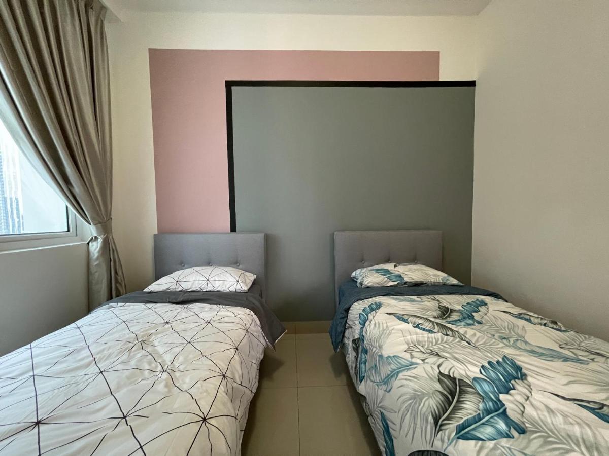 Delight Homestay Twin Galaxy Johor Bahru Exterior photo
